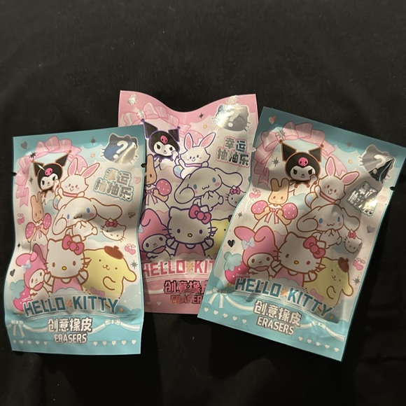 Set of Three 3D Sanrio Erasers Blind Bags - Picture 4 of 5